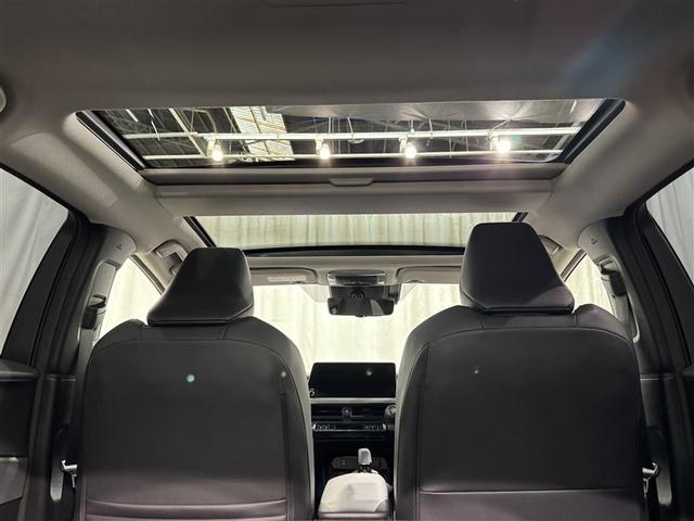 プリウス Z 衝突被害軽減システム フルセグ バックカメラ ETC ドラレコ ミュージックプレイヤー接続可 サンルーフ 電動シート オートクルーズコントロール LEDヘッドランプ スマートキー(9枚目)