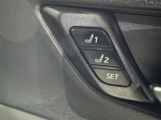 プリウス Z 衝突被害軽減システム フルセグ バックカメラ ETC ドラレコ ミュージックプレイヤー接続可 サンルーフ 電動シート オートクルーズコントロール LEDヘッドランプ スマートキー(29枚目)