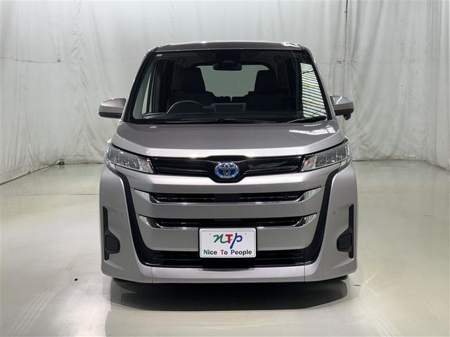 ノア ハイブリッドX 衝突被害軽減システム フルセグ バックカメラ ETC ミュージックプレイヤー接続可 オートクルーズコントロール LEDヘッドランプ 乗車定員7人 3列シート スマートキー キーレス ハイブリッド(4枚目)