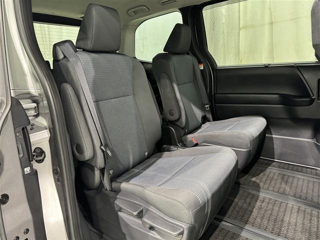 ノア ハイブリッドX 衝突被害軽減システム フルセグ バックカメラ ETC ミュージックプレイヤー接続可 オートクルーズコントロール LEDヘッドランプ 乗車定員7人 3列シート スマートキー キーレス ハイブリッド(25枚目)