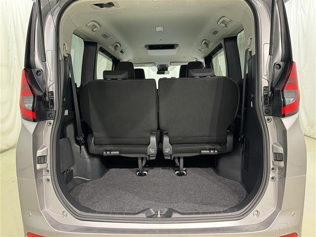 ノア ハイブリッドX 衝突被害軽減システム フルセグ バックカメラ ETC ミュージックプレイヤー接続可 オートクルーズコントロール LEDヘッドランプ 乗車定員7人 3列シート スマートキー キーレス ハイブリッド(27枚目)