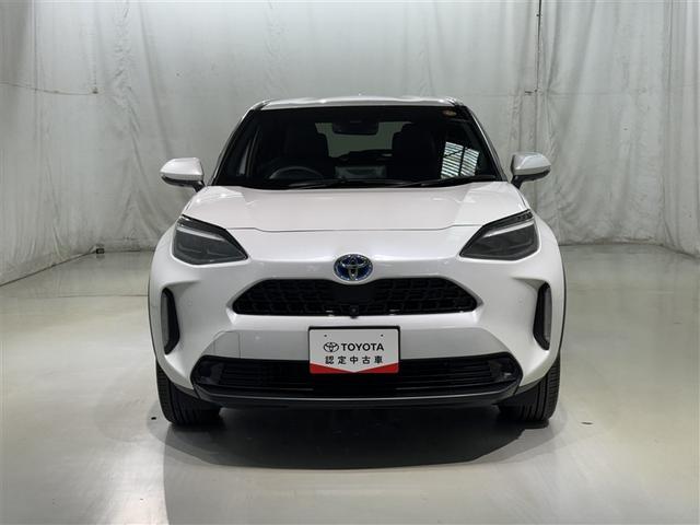 ヤリスクロス ハイブリッドＺ　衝突被害軽減システム　メモリーナビ　フルセグ　バックカメラ　ＥＴＣ　ミュージックプレイヤー接続可　電動シート　オートクルーズコントロール　ＬＥＤヘッドランプ　スマートキー　キーレス　ハイブリッド（4枚目）