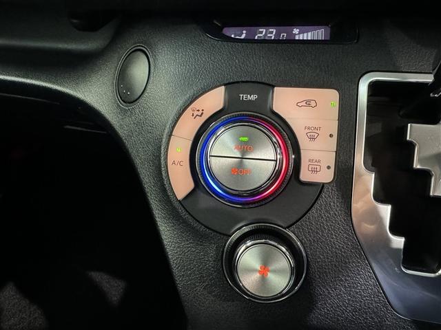 シエンタ G 衝突被害軽減システム メモリーナビ フルセグ バックカメラ ETC CD 両側電動スライド 乗車定員7人 スマートキー キーレス アイドリングストップ(17枚目)