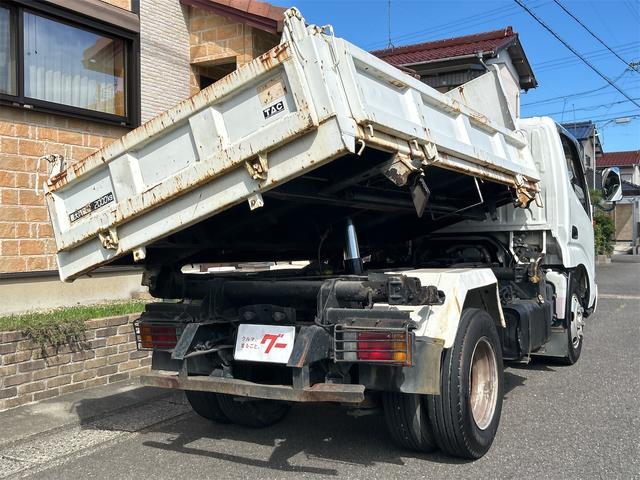 デュトロ 　トラック　ＭＴ　後輪ダブル　エアコン　パワーウィンドウ（55枚目）