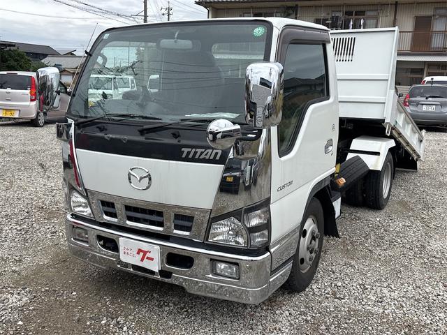タイタントラック 　カスタム　トラック　ＭＴ　後輪ダブル　ＥＴＣ　キーレスエントリー　エアコン　パワーウィンドウ（2枚目）