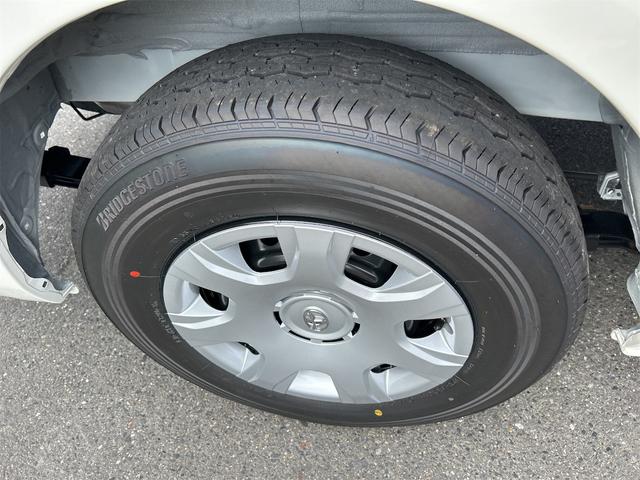 ハイエースバン ロングDX GLパッケージ ETC 全周囲カメラ ナビ TV クリアランスソナー レーンアシスト 衝突被害軽減システム 両側スライドドア オートマチックハイビーム オートライト 電動格納ミラー CD USB(18枚目)