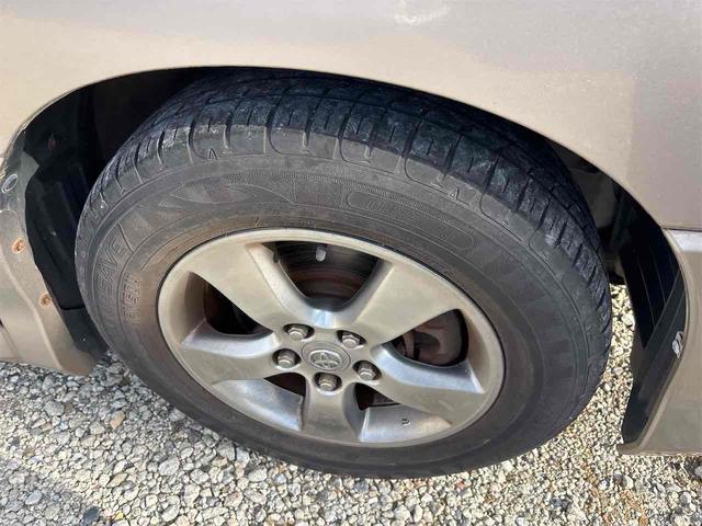 エスティマＬ アエラス　プレミアム　ＥＴＣ　バックカメラ　ナビ　ＴＶ　オートクルーズコントロール　両側電動スライドドア　オートライト　ＨＩＤ　キーレスエントリー　電動格納ミラー　３列シート　ＡＴ　アルミホイール　ＣＤ　Ｂｌｕｅｔｏｏｔｈ（10枚目）