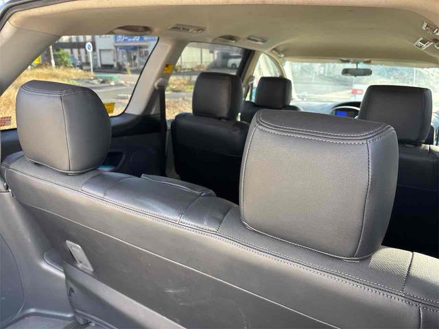 エスティマＬ アエラス　プレミアム　ＥＴＣ　バックカメラ　ナビ　ＴＶ　オートクルーズコントロール　両側電動スライドドア　オートライト　ＨＩＤ　キーレスエントリー　電動格納ミラー　３列シート　ＡＴ　アルミホイール　ＣＤ　Ｂｌｕｅｔｏｏｔｈ（27枚目）