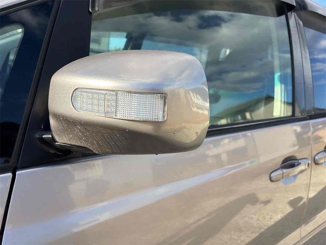 エスティマＬ アエラス　プレミアム　ＥＴＣ　バックカメラ　ナビ　ＴＶ　オートクルーズコントロール　両側電動スライドドア　オートライト　ＨＩＤ　キーレスエントリー　電動格納ミラー　３列シート　ＡＴ　アルミホイール　ＣＤ　Ｂｌｕｅｔｏｏｔｈ（33枚目）