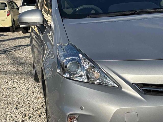 プリウスアルファ Ｓ　ＥＴＣ　バックカメラ　ナビ　ＴＶ　クリアランスソナー　アルミホイール　オートライト　スマートキー　電動格納ミラー　ＣＶＴ　盗難防止システム　衝突安全ボディ　ＡＢＳ　ＣＤ　ＵＳＢ　Ｂｌｕｅｔｏｏｔｈ（6枚目）