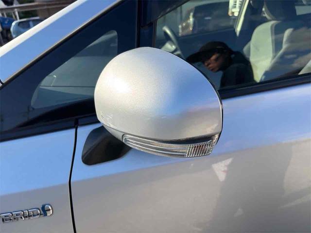 プリウスアルファ Ｓ　ＥＴＣ　バックカメラ　ナビ　ＴＶ　クリアランスソナー　アルミホイール　オートライト　スマートキー　電動格納ミラー　ＣＶＴ　盗難防止システム　衝突安全ボディ　ＡＢＳ　ＣＤ　ＵＳＢ　Ｂｌｕｅｔｏｏｔｈ（30枚目）