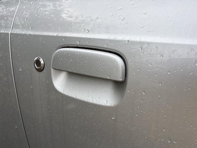 アルト S キーレスエントリー アイドリングストップ 電動格納ミラー シートヒーター CVT 盗難防止システム ABS ESC CD ミュージックプレイヤー接続可 衝突安全ボディ エアコン パワーステアリング(13枚目)