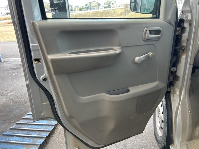 エブリイ ＰＡ　両側スライドドア　キーレスエントリー　ＡＴ　ＣＤ　衝突安全ボディ　エアコン　パワーステアリング　運転席エアバッグ　助手席エアバッグ（53枚目）