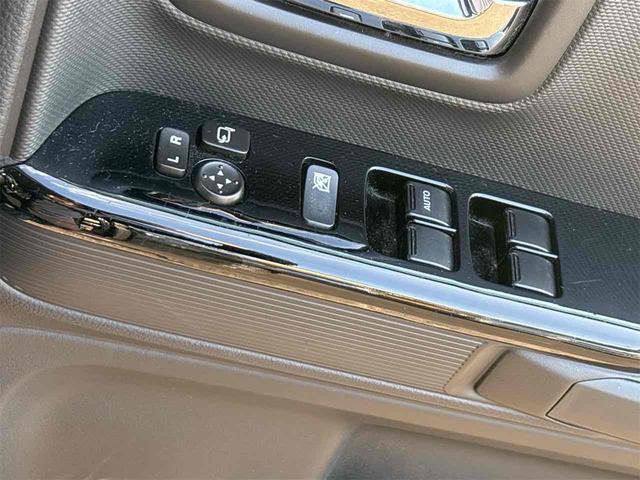 スペーシアカスタム ハイブリッドXS 全周囲カメラ 両側電動スライドドア ナビ TV クリアランスソナー 衝突被害軽減システム オートライト LEDヘッドランプ スマートキー アイドリングストップ 電動格納ミラー シートヒーター(50枚目)