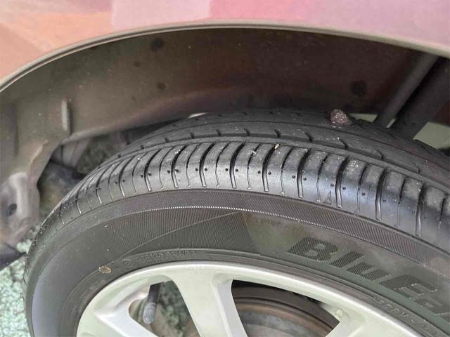 ムーヴ Ｘ　ＥＴＣ　ナビ　ＴＶ　スマートキー　アイドリングストップ　電動格納ミラー　ベンチシート　ＣＶＴ　盗難防止システム　ＡＢＳ　ＣＤ　ＵＳＢ　Ｂｌｕｅｔｏｏｔｈ　アルミホイール　衝突安全ボディ　エアコン（27枚目）