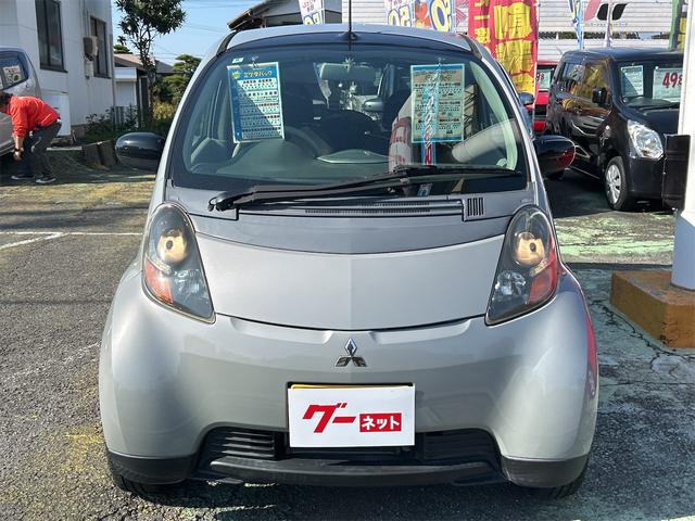 アイ M スマートキー 電動格納ミラー AT 盗難防止システム ABS CD アルミホイール 衝突安全ボディ エアコン パワーステアリング パワーウィンドウ(3枚目)