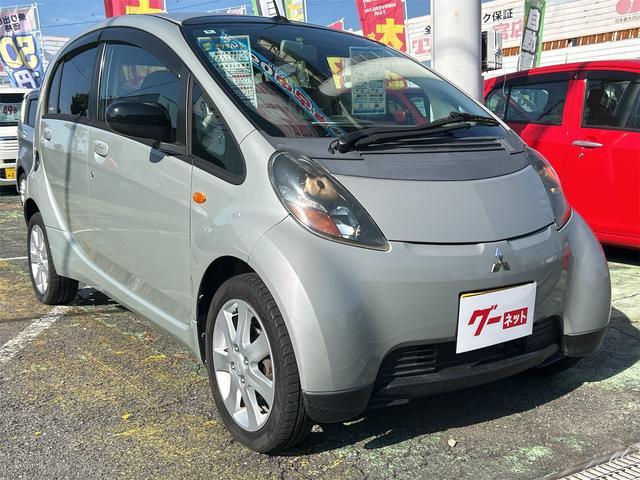 アイ M スマートキー 電動格納ミラー AT 盗難防止システム ABS CD アルミホイール 衝突安全ボディ エアコン パワーステアリング パワーウィンドウ(4枚目)