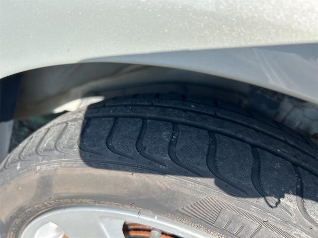 アイ M スマートキー 電動格納ミラー AT 盗難防止システム ABS CD アルミホイール 衝突安全ボディ エアコン パワーステアリング パワーウィンドウ(10枚目)