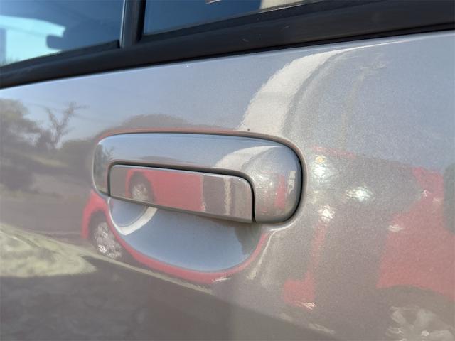 アイ M スマートキー 電動格納ミラー AT 盗難防止システム ABS CD アルミホイール 衝突安全ボディ エアコン パワーステアリング パワーウィンドウ(25枚目)