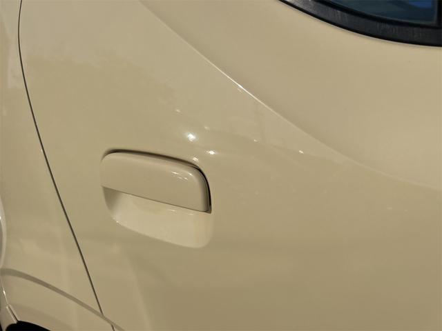 アルト L 衝突被害軽減システム キーレスエントリー アイドリングストップ 電動格納ミラー シートヒーター CVT 盗難防止システム ABS ESC CD ミュージックプレイヤー接続可 衝突安全ボディ エアコン(15枚目)