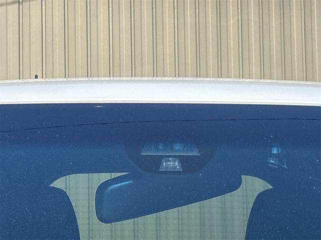 Ｎ－ＷＧＮカスタム Ｇ　ＳＳパッケージＩＩ　ＥＴＣ　バックカメラ　ナビ　ＴＶ　オートクルーズコントロール　衝突被害軽減システム　オートライト　ＨＩＤ　スマートキー　アイドリングストップ　電動格納ミラー　シートヒーター　ベンチシート　ＣＶＴ（9枚目）