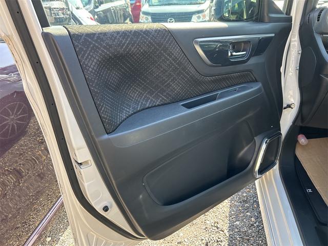 Ｎ－ＷＧＮカスタム Ｇ　ＳＳパッケージＩＩ　ＥＴＣ　バックカメラ　ナビ　ＴＶ　オートクルーズコントロール　衝突被害軽減システム　オートライト　ＨＩＤ　スマートキー　アイドリングストップ　電動格納ミラー　シートヒーター　ベンチシート　ＣＶＴ（54枚目）