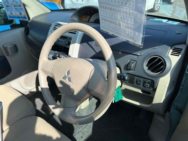 eKワゴン M キーレスエントリー 電動格納ミラー ベンチシート AT 盗難防止システム CD 衝突安全ボディ エアコン パワーステアリング パワーウィンドウ 運転席エアバッグ(22枚目)