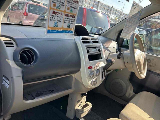 eKワゴン M キーレスエントリー 電動格納ミラー ベンチシート AT 盗難防止システム CD 衝突安全ボディ エアコン パワーステアリング パワーウィンドウ 運転席エアバッグ(54枚目)