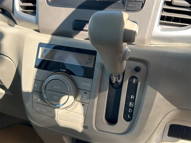 スペーシア Ｘ　ドライブレコーダー　バックカメラ　両側スライド・片側電動　ナビ　ＴＶ　スマートキー　アイドリングストップ　電動格納ミラー　ベンチシート　ＣＶＴ　盗難防止システム　ＡＢＳ　ＵＳＢ（8枚目）