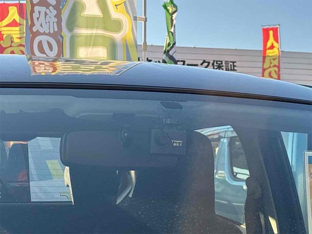 プレオプラス Ｆ　ドライブレコーダー　ナビ　ＴＶ　キーレスエントリー　アイドリングストップ　ＣＶＴ　盗難防止システム　ＡＢＳ　ＥＳＣ　ＣＤ　ＵＳＢ　衝突安全ボディ　エアコン　パワーステアリング　パワーウィンドウ（8枚目）