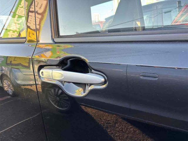 プレオプラス Ｆ　ドライブレコーダー　ナビ　ＴＶ　キーレスエントリー　アイドリングストップ　ＣＶＴ　盗難防止システム　ＡＢＳ　ＥＳＣ　ＣＤ　ＵＳＢ　衝突安全ボディ　エアコン　パワーステアリング　パワーウィンドウ（13枚目）