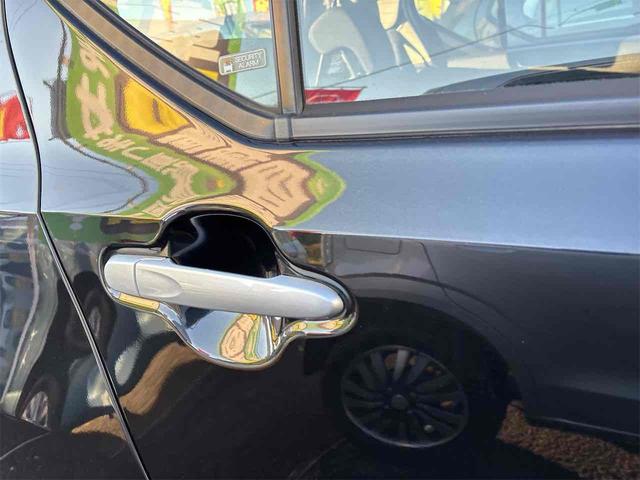 プレオプラス Ｆ　ドライブレコーダー　ナビ　ＴＶ　キーレスエントリー　アイドリングストップ　ＣＶＴ　盗難防止システム　ＡＢＳ　ＥＳＣ　ＣＤ　ＵＳＢ　衝突安全ボディ　エアコン　パワーステアリング　パワーウィンドウ（14枚目）