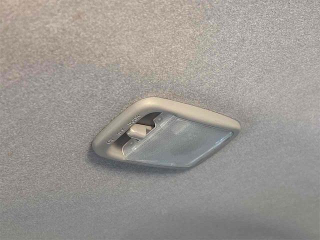 プレオプラス Ｆ　ドライブレコーダー　ナビ　ＴＶ　キーレスエントリー　アイドリングストップ　ＣＶＴ　盗難防止システム　ＡＢＳ　ＥＳＣ　ＣＤ　ＵＳＢ　衝突安全ボディ　エアコン　パワーステアリング　パワーウィンドウ（38枚目）