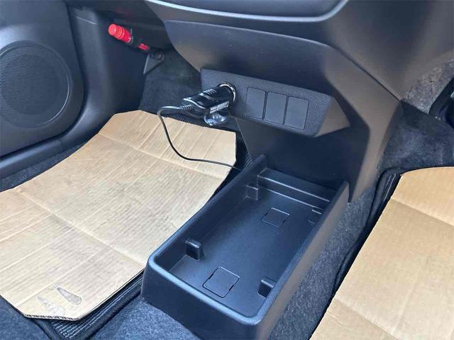 プレオプラス Ｆ　ドライブレコーダー　ナビ　ＴＶ　キーレスエントリー　アイドリングストップ　ＣＶＴ　盗難防止システム　ＡＢＳ　ＥＳＣ　ＣＤ　ＵＳＢ　衝突安全ボディ　エアコン　パワーステアリング　パワーウィンドウ（45枚目）