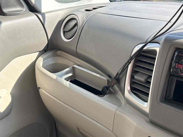 スペーシア Ｇ　ドライブレコーダー　ＥＴＣ　バックカメラ　両側スライドドア　ナビ　ＴＶ　スマートキー　アイドリングストップ　電動格納ミラー　ベンチシート　ＣＶＴ　盗難防止システム　ＡＢＳ　ＣＤ　衝突安全ボディ（39枚目）