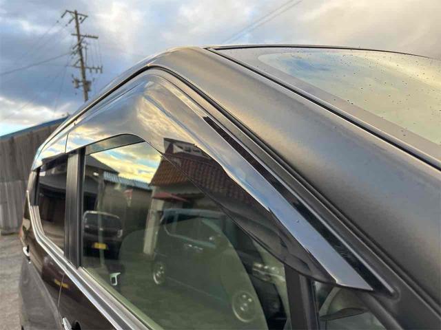 デイズ Ｘ　バックカメラ　クリアランスソナー　衝突被害軽減システム　オートライト　スマートキー　アイドリングストップ　電動格納ミラー　ベンチシート　ＣＶＴ　盗難防止システム　ＡＢＳ　ＥＳＣ　ＵＳＢ　アルミホイール（13枚目）