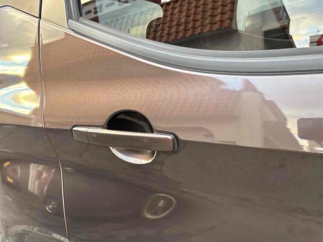 デイズ Ｘ　バックカメラ　クリアランスソナー　衝突被害軽減システム　オートライト　スマートキー　アイドリングストップ　電動格納ミラー　ベンチシート　ＣＶＴ　盗難防止システム　ＡＢＳ　ＥＳＣ　ＵＳＢ　アルミホイール（15枚目）