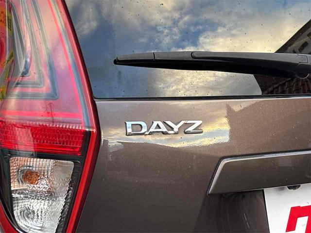 デイズ Ｘ　バックカメラ　クリアランスソナー　衝突被害軽減システム　オートライト　スマートキー　アイドリングストップ　電動格納ミラー　ベンチシート　ＣＶＴ　盗難防止システム　ＡＢＳ　ＥＳＣ　ＵＳＢ　アルミホイール（20枚目）