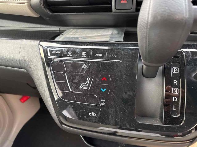 デイズ Ｘ　バックカメラ　クリアランスソナー　衝突被害軽減システム　オートライト　スマートキー　アイドリングストップ　電動格納ミラー　ベンチシート　ＣＶＴ　盗難防止システム　ＡＢＳ　ＥＳＣ　ＵＳＢ　アルミホイール（31枚目）