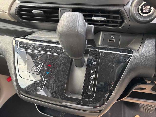 デイズ Ｘ　バックカメラ　クリアランスソナー　衝突被害軽減システム　オートライト　スマートキー　アイドリングストップ　電動格納ミラー　ベンチシート　ＣＶＴ　盗難防止システム　ＡＢＳ　ＥＳＣ　ＵＳＢ　アルミホイール（32枚目）