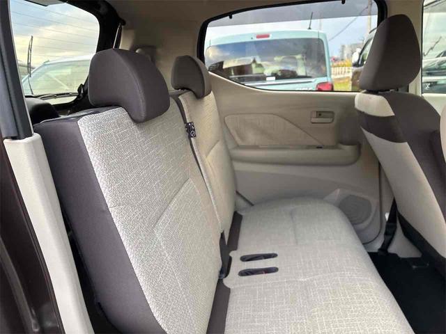 デイズ Ｘ　バックカメラ　クリアランスソナー　衝突被害軽減システム　オートライト　スマートキー　アイドリングストップ　電動格納ミラー　ベンチシート　ＣＶＴ　盗難防止システム　ＡＢＳ　ＥＳＣ　ＵＳＢ　アルミホイール（41枚目）