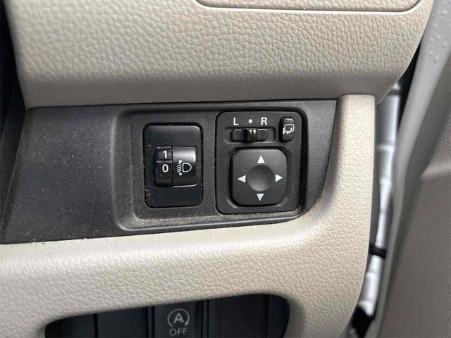 デイズ Ｓ　キーレスエントリー　アイドリングストップ　電動格納ミラー　ベンチシート　ＣＶＴ　ＡＢＳ　ＣＤ　ミュージックプレイヤー接続可　衝突安全ボディ　エアコン　パワーステアリング　パワーウィンドウ（41枚目）