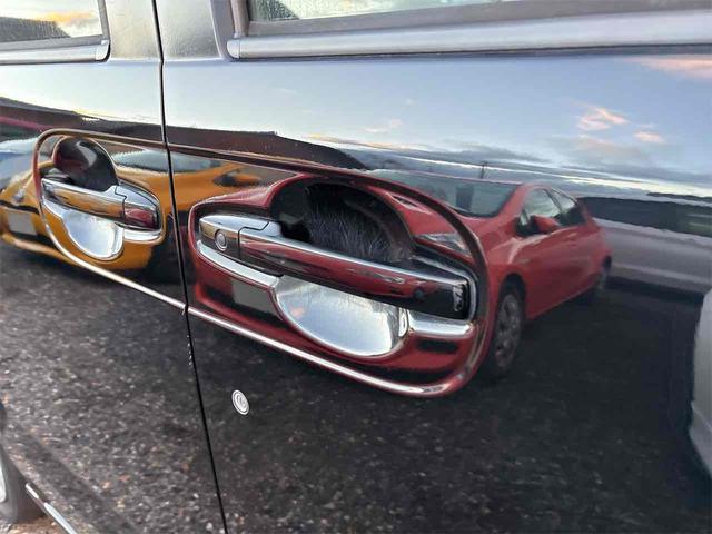 N-BOX G 両側スライドドア ナビ TV スマートキー 電動格納ミラー ベンチシート CVT 盗難防止システム ABS ESC CD USB Bluetooth 衝突安全ボディ エアコン パワーステアリング(12枚目)