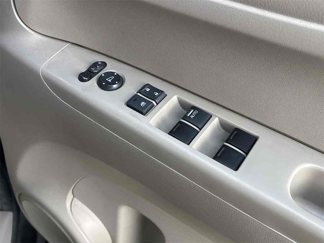 N-BOX G 両側スライドドア ナビ TV スマートキー 電動格納ミラー ベンチシート CVT 盗難防止システム ABS ESC CD USB Bluetooth 衝突安全ボディ エアコン パワーステアリング(34枚目)