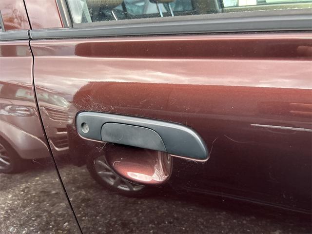 アルト F キーレスエントリー AT 盗難防止システム CD 衝突安全ボディ エアコン パワーステアリング パワーウィンドウ(12枚目)