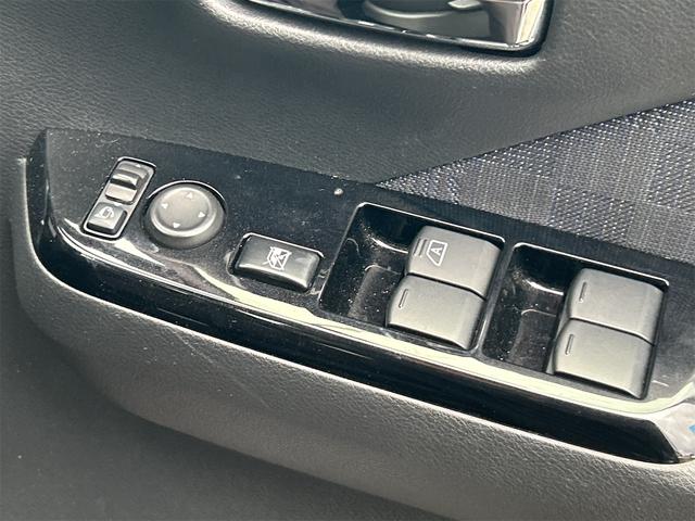 デイズ ハイウェイスター　Ｘ　ＥＴＣ　全周囲カメラ　ナビ　クリアランスソナー　衝突被害軽減システム　オートライト　ＬＥＤヘッドランプ　スマートキー　アイドリングストップ　電動格納ミラー　ベンチシート　ＣＶＴ　盗難防止システム（11枚目）