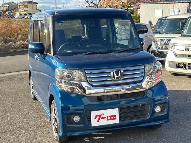 N-BOXカスタム G SSパッケージ 両側電動スライドドア オートライト HID スマートキー アイドリングストップ 電動格納ミラー ベンチシート CVT 盗難防止システム ABS ESC CD USB アルミホイール エアコン(12枚目)