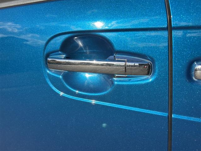 N-BOXカスタム G SSパッケージ 両側電動スライドドア オートライト HID スマートキー アイドリングストップ 電動格納ミラー ベンチシート CVT 盗難防止システム ABS ESC CD USB アルミホイール エアコン(29枚目)