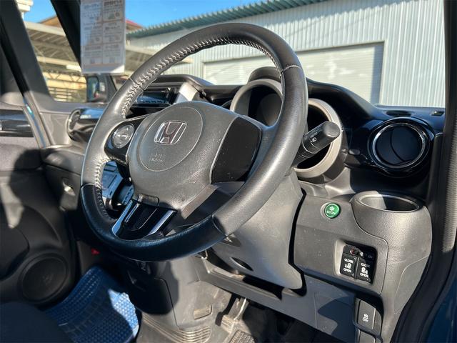 N-BOXカスタム G SSパッケージ 両側電動スライドドア オートライト HID スマートキー アイドリングストップ 電動格納ミラー ベンチシート CVT 盗難防止システム ABS ESC CD USB アルミホイール エアコン(43枚目)