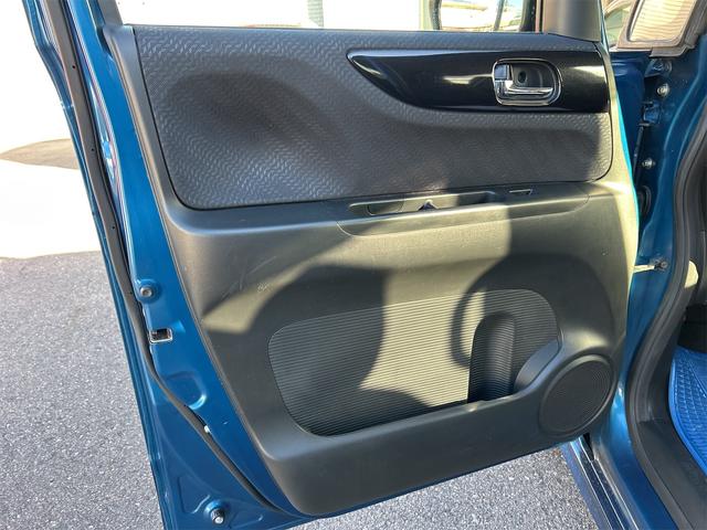 N-BOXカスタム G SSパッケージ 両側電動スライドドア オートライト HID スマートキー アイドリングストップ 電動格納ミラー ベンチシート CVT 盗難防止システム ABS ESC CD USB アルミホイール エアコン(49枚目)